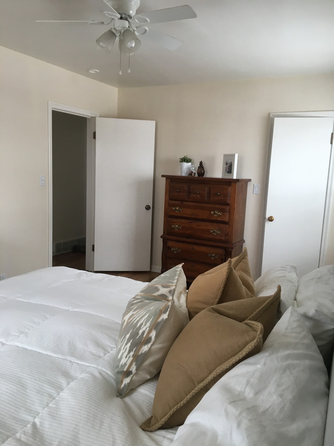 Building Photo - 1604 S 2200 E