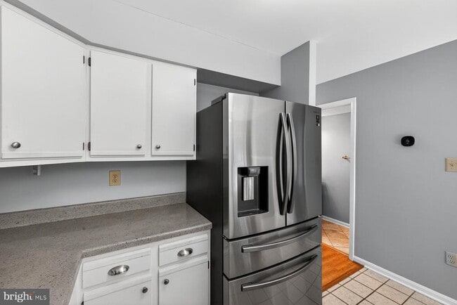 Building Photo - 18273 Leman Lake Dr