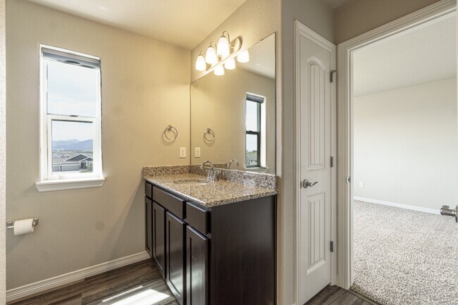 Building Photo - 6736 Skuna Dr