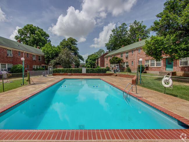 Building Photo - Audubon Downs