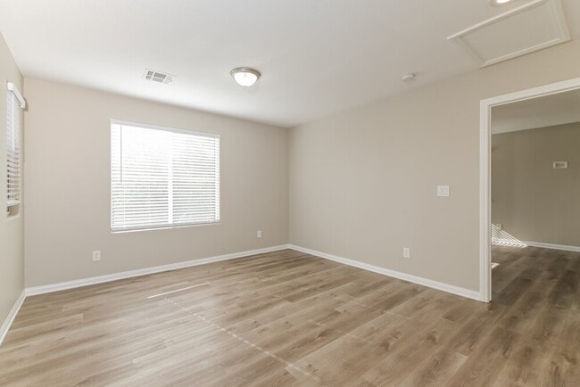 Building Photo - 9989 Panguitch Lake Ct