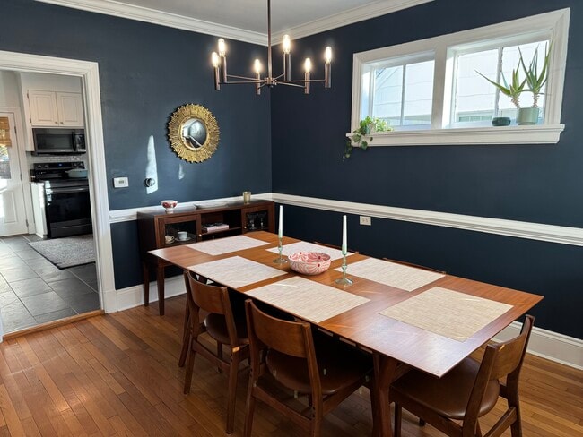 Building Photo - 5009 E Seminary Ave