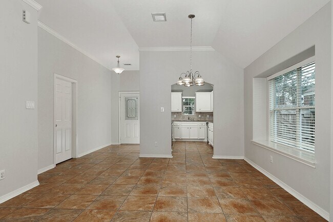 Building Photo - 10912 Redbird