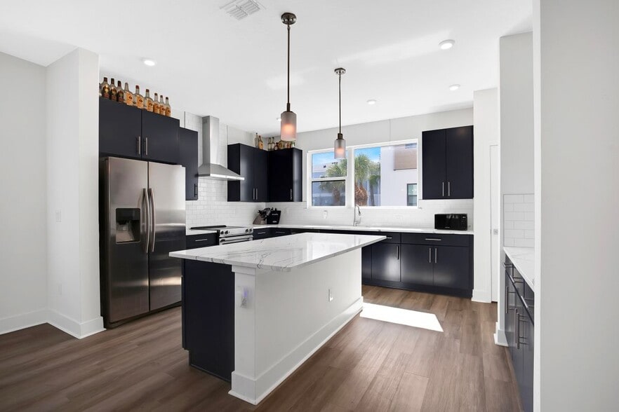 Building Photo - 2506 W Cleveland St