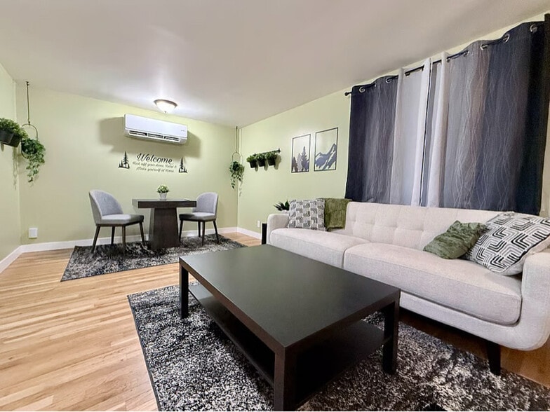 Building Photo - 308 N Foote Ave