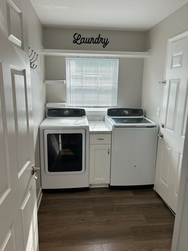 Building Photo - 2632 Panfish Dr