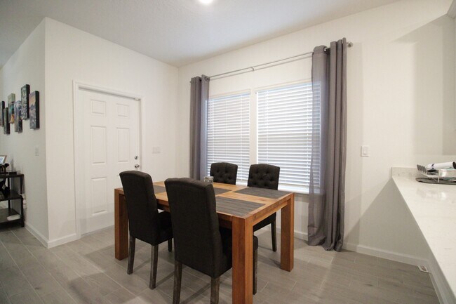 Building Photo - 729 NW 126th Terrace