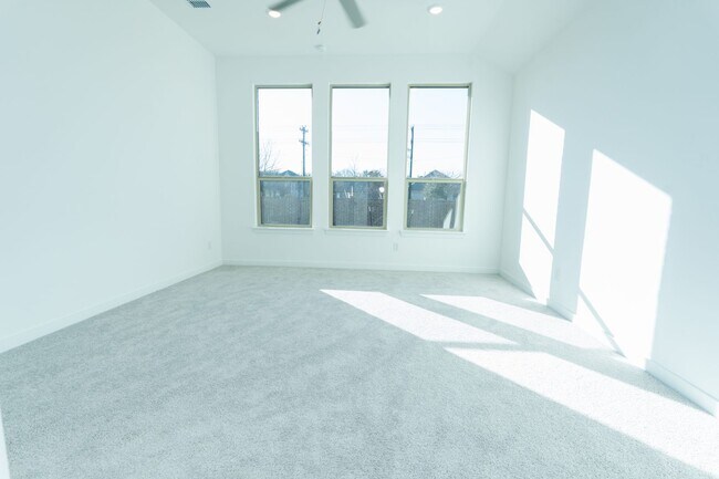 Building Photo - BRAND NEW 2025 Construction - 4BR/3BA Single-Family Home in Northlake Estates