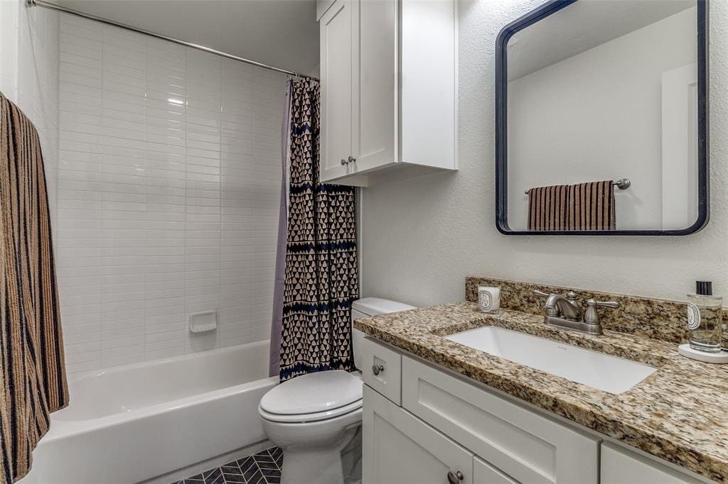 Building Photo - 6811 Huff Trail