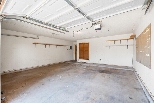 Building Photo - 5206 95th St