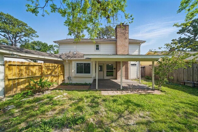Building Photo - 9711 Derrik Dr