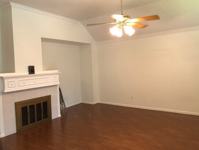 Building Photo - 3103 Indigo Ln
