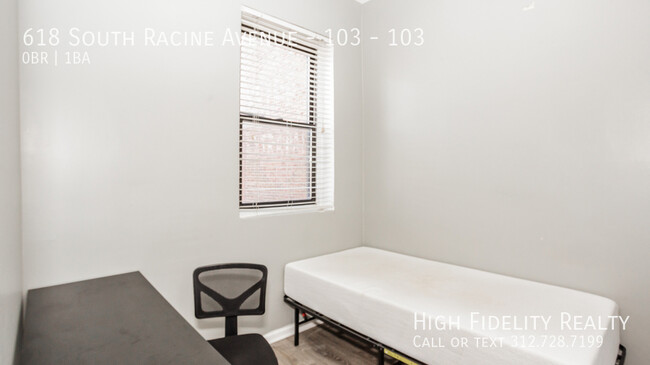 Building Photo - 618 S Racine Ave