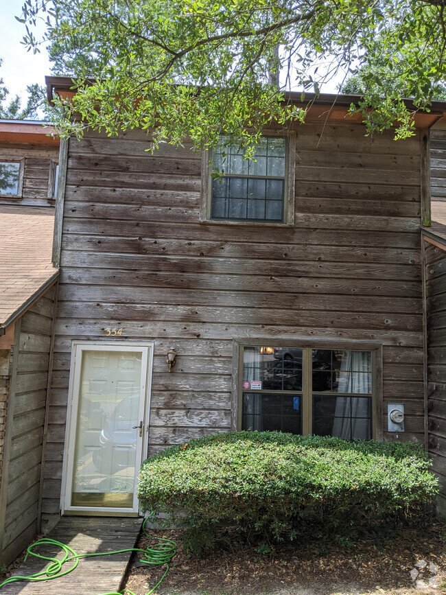 Building Photo - 354 Hayden Rd