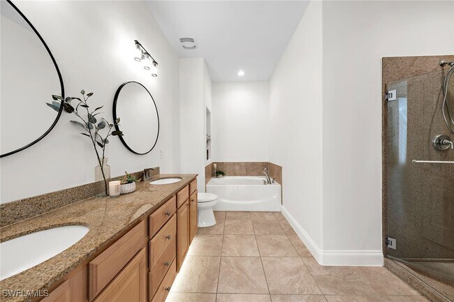 Building Photo - 1248 Carpazi Ct