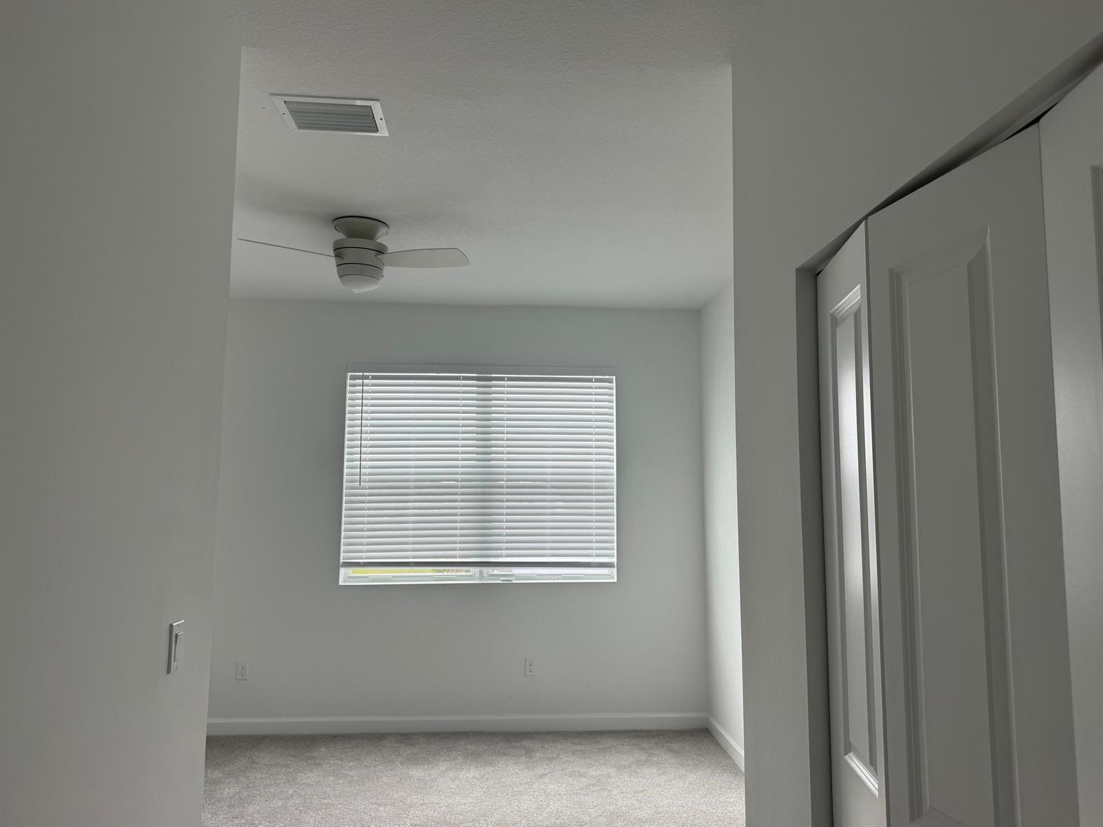 Building Photo - 4663 Hollister Ave