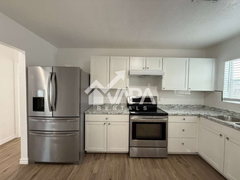 Building Photo - 2902 Woodcliffe St