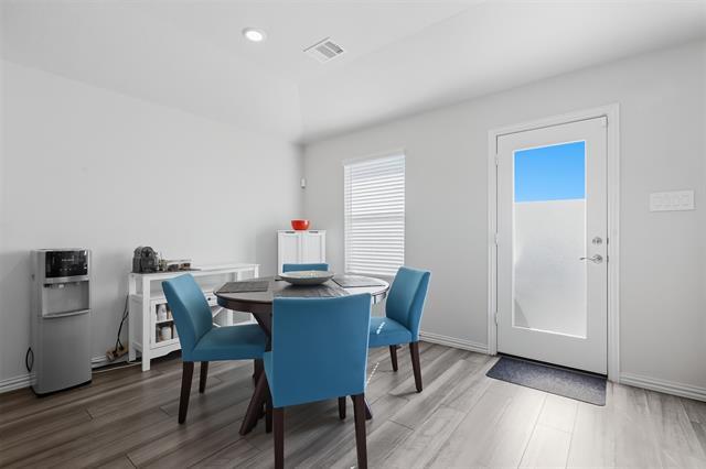 Building Photo - 3004 Brittlebush Dr