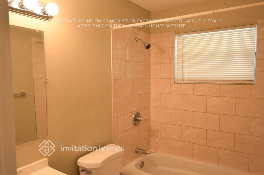 Building Photo - 420 Philadelphia Dr