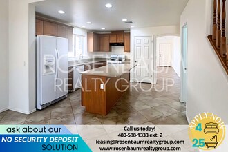 Building Photo - Gorgeous 4-bedrooms, 2.5-baths 2-story hom...