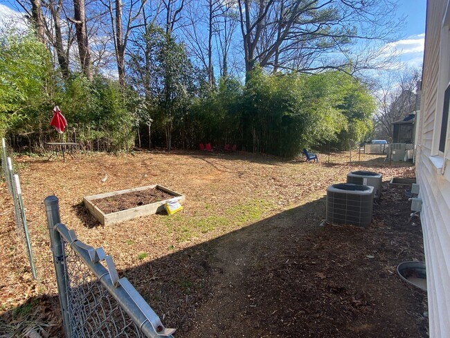 Building Photo - One of Durham's most walkable neighborhoods — and a yard to match.