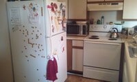 Building Photo - 4 Bed 2 Bath Condo Available Summer 2026