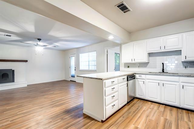 Building Photo - 524 N Woods St