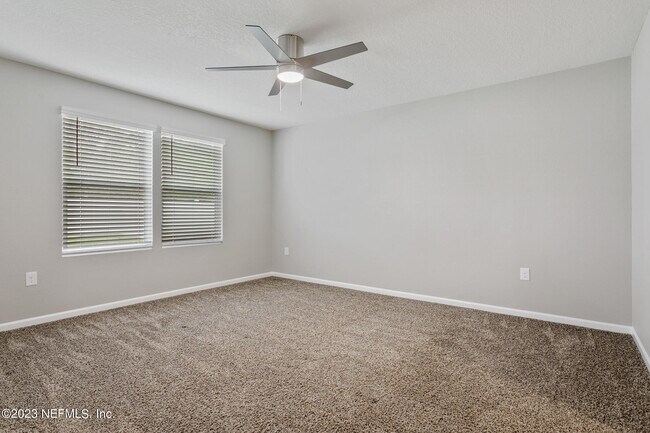 Building Photo - 9051 Tahoe Ln
