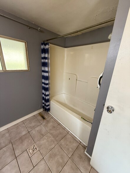 Building Photo - 1082 Frye Rd