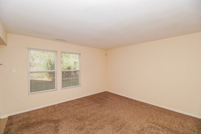 Building Photo - 271 Morning Dew Dr