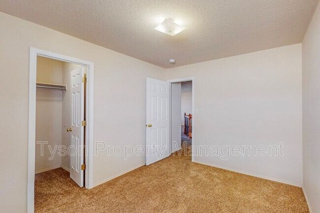 Building Photo - 9224 Ashfall Pl NW