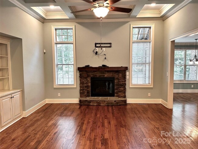 Building Photo - 4642 Gold Finch Drive