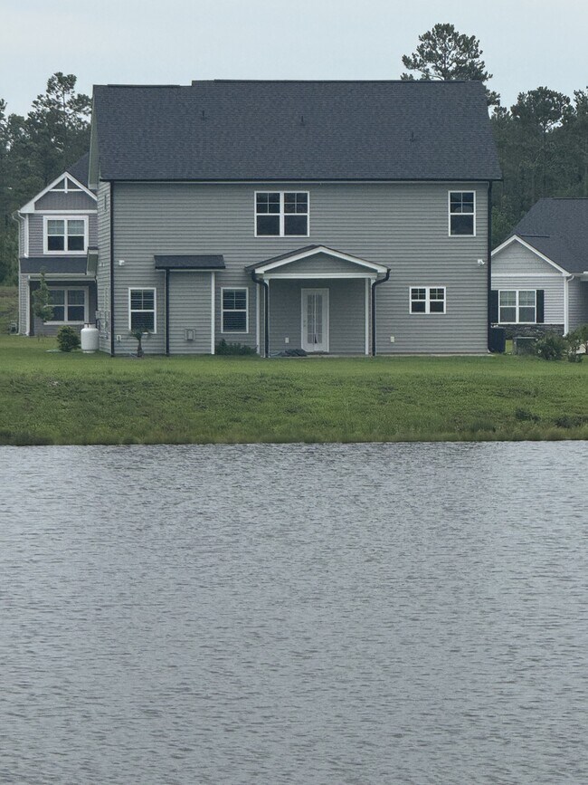 Building Photo - 110 Sea Breeze Ct