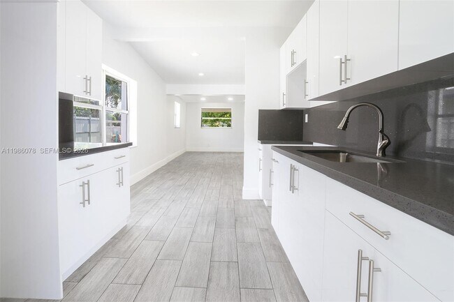 Building Photo - 14260 NW 22nd Pl