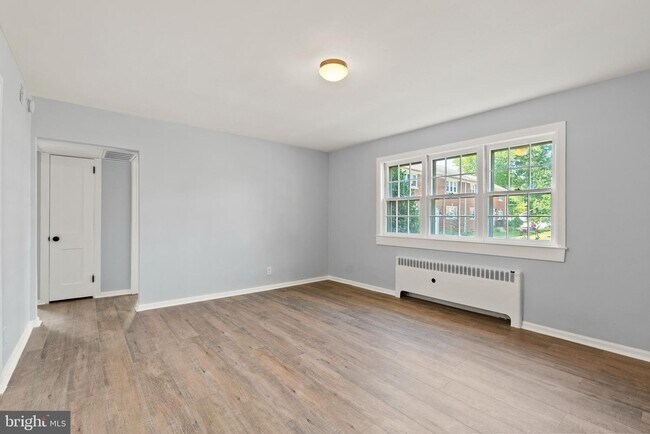Building Photo - 114 F Cherry Parke-114