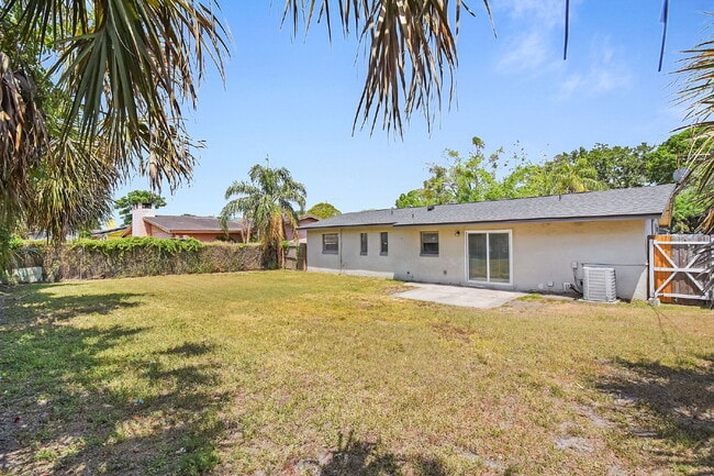 Building Photo - Move-In Ready 3-Bedroom Home with Spacious...