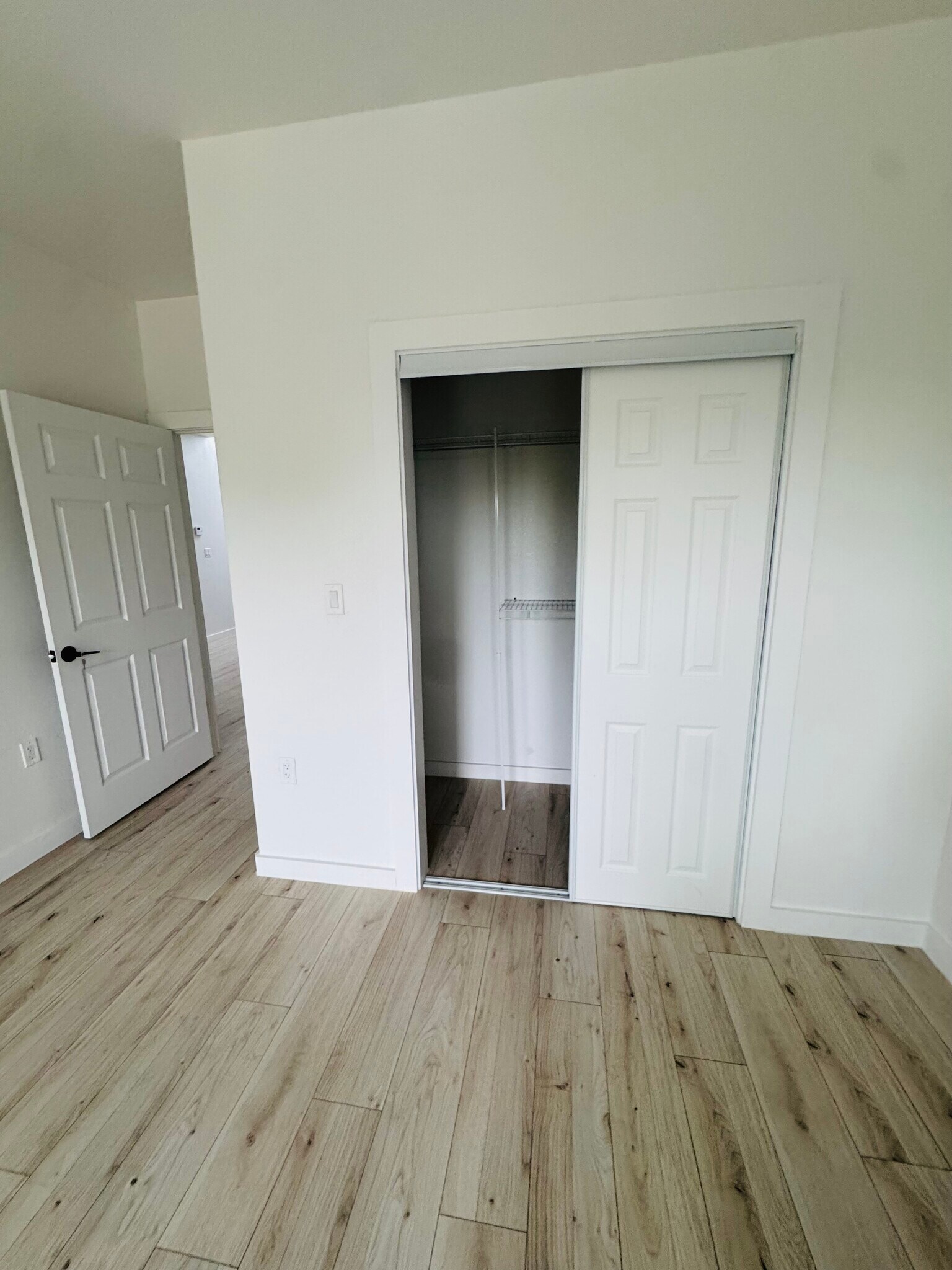 Building Photo - 387 Old Lockhart Rd