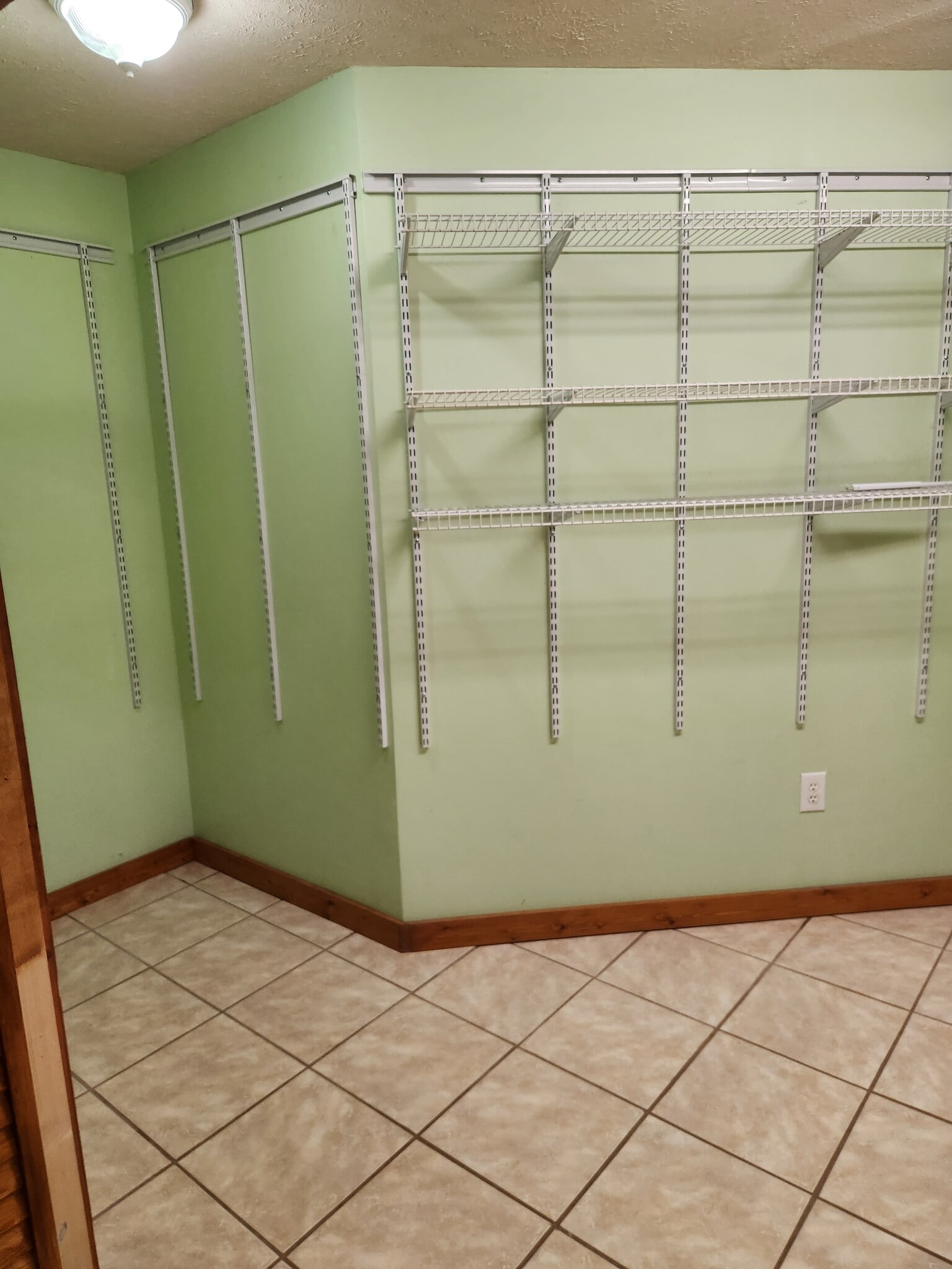 Huge closet between 2nd bedroom and living area - 5212 Bertsville Rd
