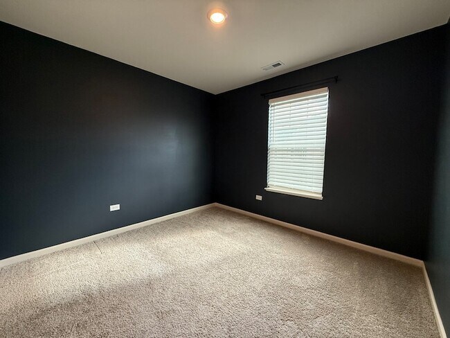 Building Photo - 8972 Dolby St