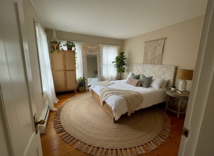 Building Photo - 26 Lake St