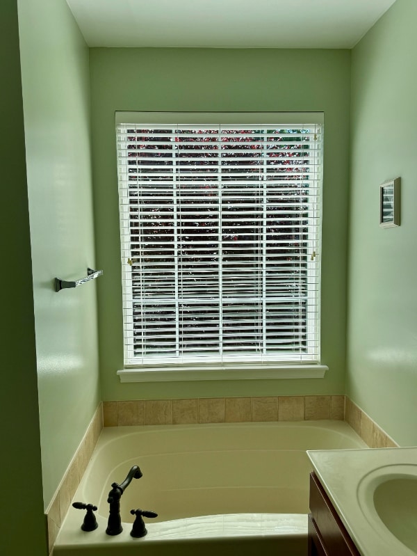 Building Photo - 43825 Hickory Corner Terrace