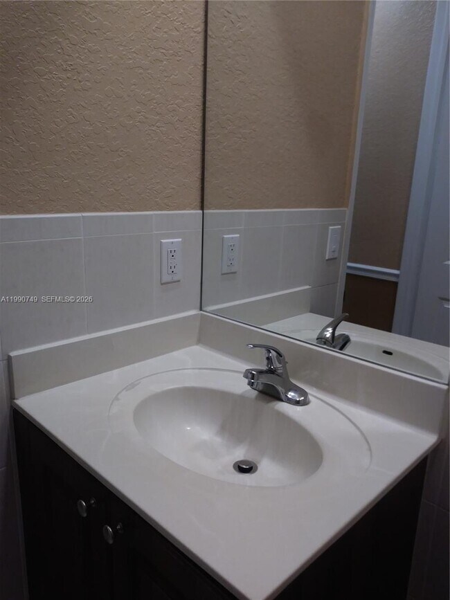 Building Photo - 13978 NW 88th Pl