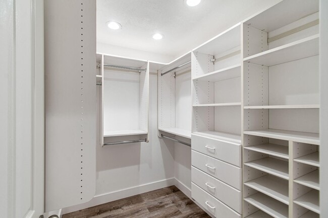 Building Photo - 1313 S 1260 W