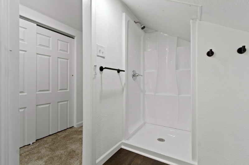 Building Photo - 55 N Chester Ave