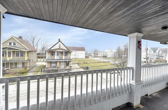 Building Photo - 1176 Norwood Rd