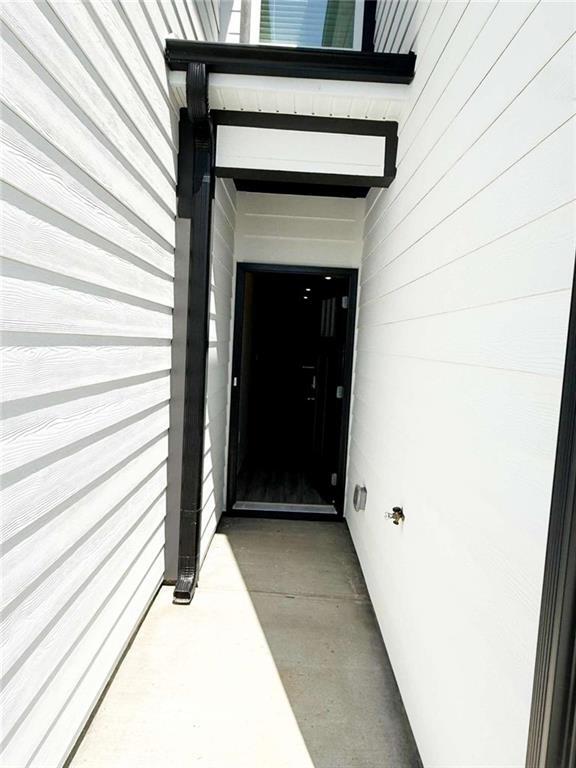 Building Photo - 2087 Avalon Rdg