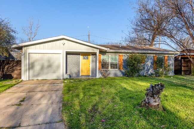 Primary Photo - 2308 Devonshire Dr
