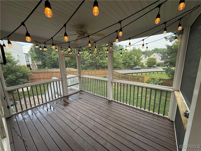 Building Photo - 9301 Olde Mill Pond Dr