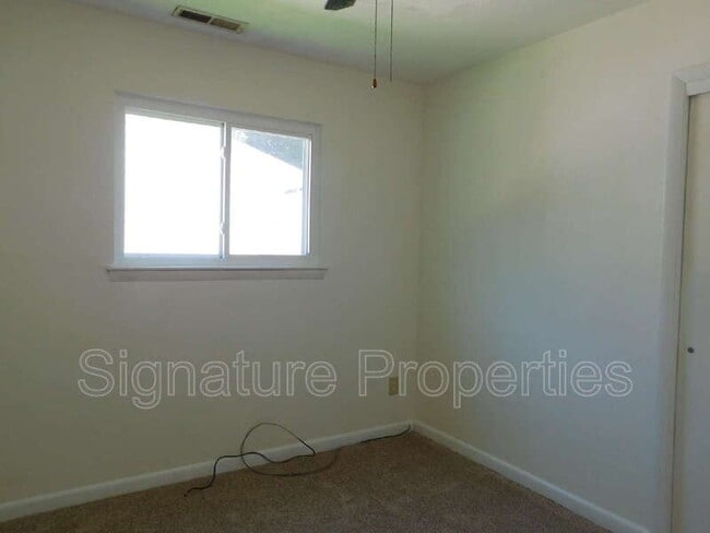 Building Photo - 3825 Annie Ln