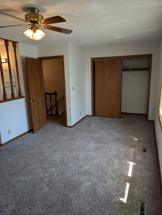 Building Photo - 2216 Mirwyn Ct